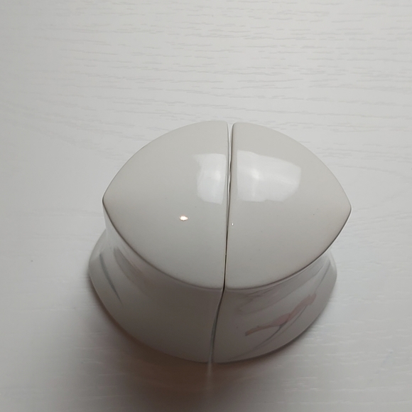 Nikko company japan porcelain salt and pepper shakers peachglow - Picture 9 of 10